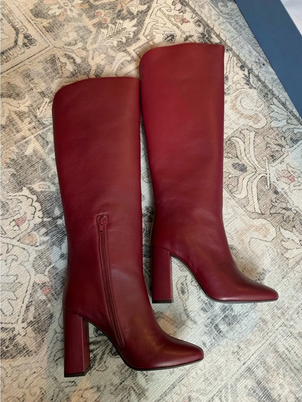 Sezane amandine boots in burgundy - Picture 7 of 9